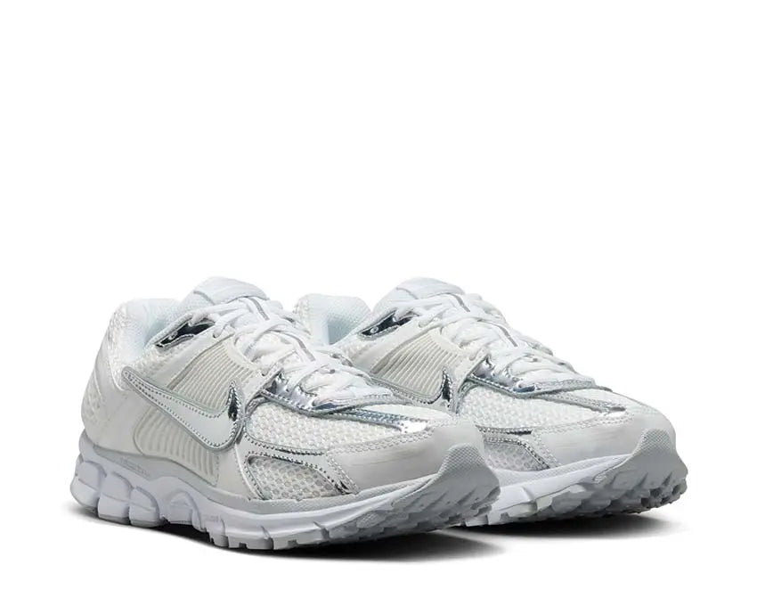 NIKE ZOOM VOMERO  WHITE NIKE